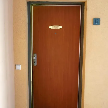 Seasons Design Ii. Apartamento Budapest
